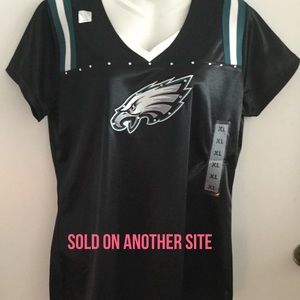 NFL TEAM APPAREL WOMENS PHILADELPHIA EAGLES SHIRT